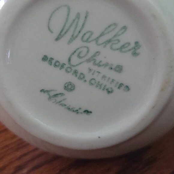 Vintage Walker Cafe Style Creamer - Picture 3 of 5